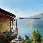 別荘 Como, Jacuzzi And Private Pool ブレーヴィオ