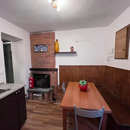 Дом отдыха Como, Jacuzzi And Private Pool *