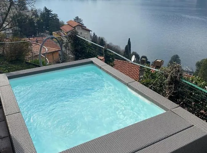 Como, Jacuzzi And Private Pool بيت للعطل