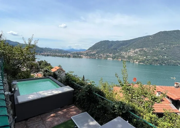 Como, Jacuzzi And Private Pool بيت للعطل